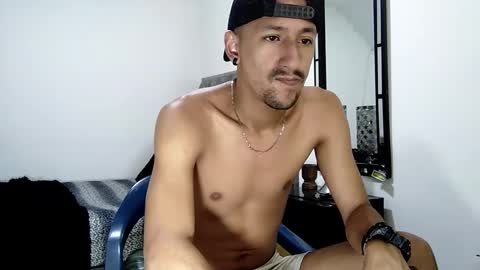 Snapshot of guykarim chatting on December 2024 09:11:01 PM karim online show from December 2024 09:11:01 PM