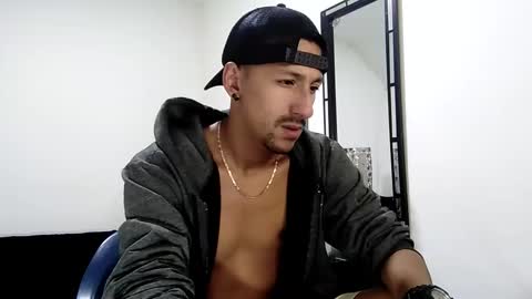 Snapshot of guykarim chatting on February 2025 11:21:01 AM karim online show from February 2025 11:21:01 AM