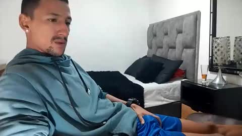 Snapshot of guykarim chatting on March 2025 10:41:02 AM karim online show from March 2025 10:41:02 AM