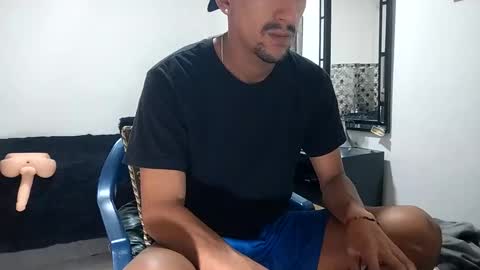 Snapshot of guykarim chatting on March 2025 05:06:02 PM karim online show from March 2025 05:06:02 PM