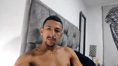 Snapshot of guykarim chatting on September 2025 01:20:01 AM karim online show from September 2025 01:20:01 AM