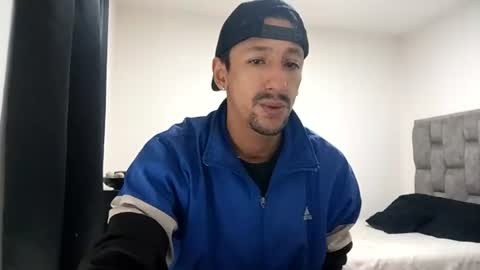 Snapshot of guykarim chatting on July 2026 09:16:02 AM karim online show from July 2026 09:16:02 AM