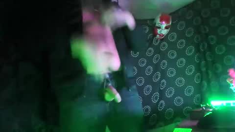 guyst049 online show from November 2025 02:00:02 AM