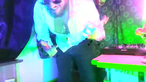 Snapshot of guyst_049 chatting on February 2026 11:47:02 PM GuyST049 online show from February 2026 11:47:02 PM