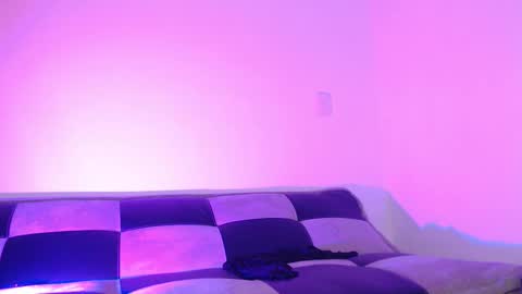 gwenhazel online show from November 2025 11:32:02 AM