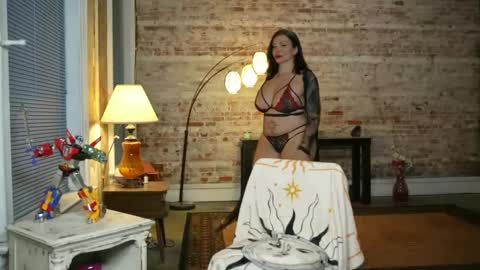 Snapshot of gypsy_rebellion chatting on September 2025 02:23:01 AM Gypsy online show from September 2025 02:23:01 AM