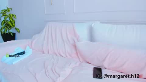 Snapshot of h0ney__p0t chatting on July 2026 09:44:01 PM Margareth Stallion online show from July 2026 09:44:01 PM