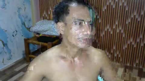 Snapshot of h0t2xh0ry chatting on September 2025 12:29:01 PM Rue online show from September 2025 12:29:01 PM