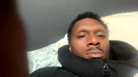 Snapshot of h111phin chatting on December 2025 08:19:02 AM h111phin online show from December 2025 08:19:02 AM