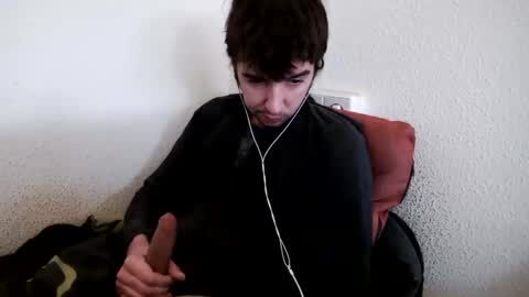 Snapshot of h1dden_reality chatting on January 2025 07:03:01 AM h1dden_reality online show from January 2025 07:03:01 AM