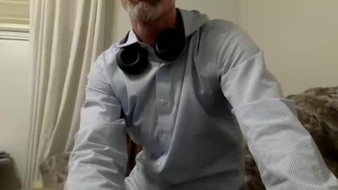 Snapshot of h333th3nz chatting on February 2026 08:40:01 PM h333th3nz online show from February 2026 08:40:01 PM