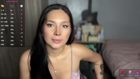 Camila online show from October 2025 06:46:02 AM