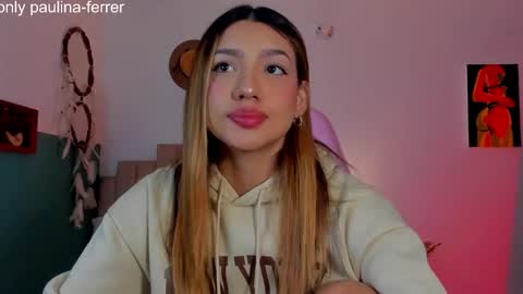 Snapshot of h3y_mia3 chatting on February 2026 01:15:02 AM Paulina online show from February 2026 01:15:02 AM