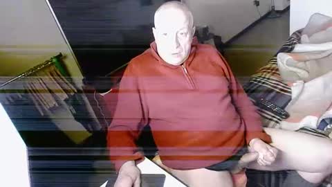 hacknoob62 online show from February 2025 05:51:02 PM