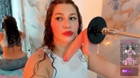hade_cute2 online show from July 2026 06:47:01 PM