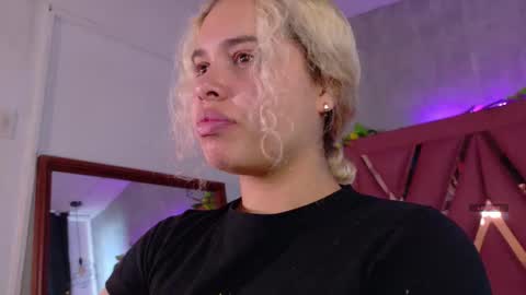 Haely online show from November 2025 11:54:01 AM