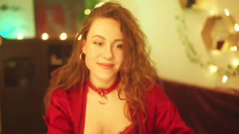 hahayessihaveone online show from December 2024 07:53:02 PM