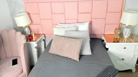 hailey 07 online show from March 2026 07:27:01 PM