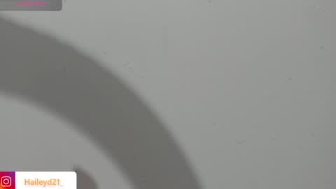 Hailey online show from April 2026 11:32:01 PM