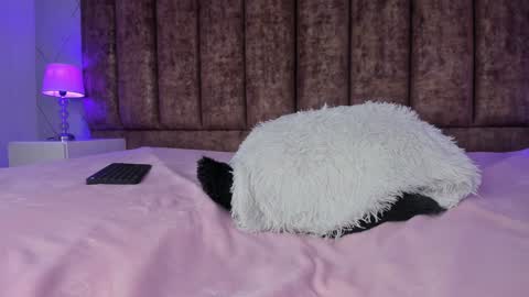 Haileymiler online show from December 2024 08:09:02 AM