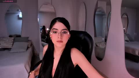 Snapshot of haileyross_ chatting on July 2026 10:35:02 PM Hailey online show from July 2026 10:35:02 PM