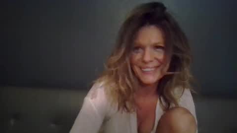 Snapshot of haileys123 chatting on October 2025 08:39:01 PM Hailey online show from October 2025 08:39:01 PM