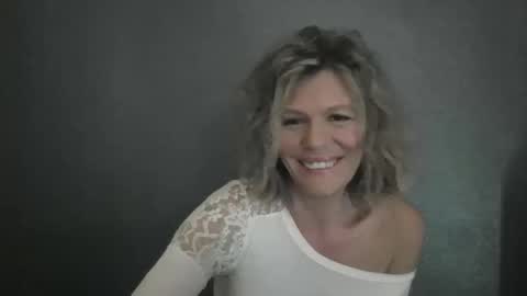 Snapshot of haileys123 chatting on March 2026 06:46:01 PM Hailey online show from March 2026 06:46:01 PM