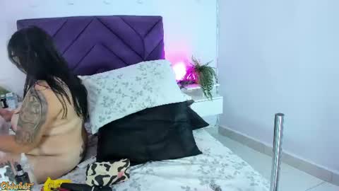 haileystonei online show from July 2026 11:47:02 AM