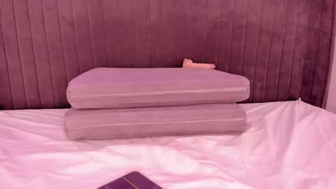 Haily online show from March 2025 11:49:02 PM