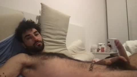 Snapshot of hairybibye chatting on December 2024 05:54:02 PM hairybibye online show from December 2024 05:54:02 PM