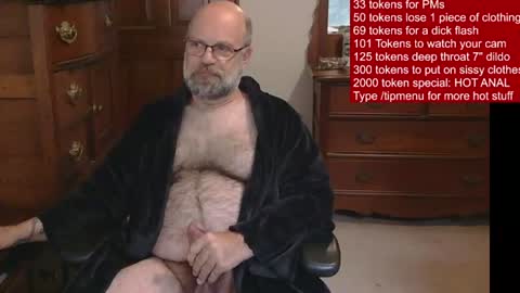 Snapshot of hairydaddybear69 chatting on June 2026 10:24:01 AM HairyDaddyBear69 online show from June 2026 10:24:01 AM