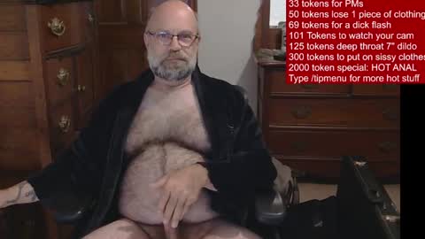 Snapshot of hairydaddybear69 chatting on June 2026 11:15:01 AM HairyDaddyBear69 online show from June 2026 11:15:01 AM