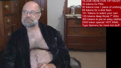 Snapshot of hairydaddybear69 chatting on July 2026 11:36:01 AM HairyDaddyBear69 online show from July 2026 11:36:01 AM