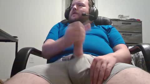 Snapshot of hairymikey chatting on April 2026 03:53:01 AM hairymikey online show from April 2026 03:53:01 AM