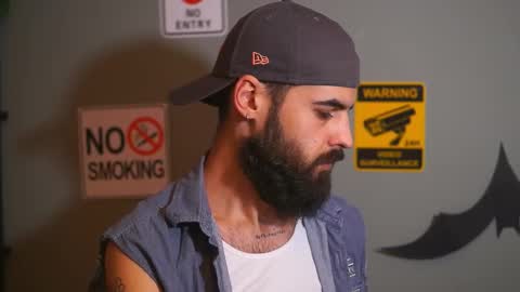 HairyRobXxX online show from November 2025 10:45:01 PM