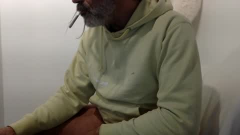 Snapshot of hairytonkas chatting on January 2025 01:31:01 AM HairyTonkas online show from January 2025 01:31:01 AM