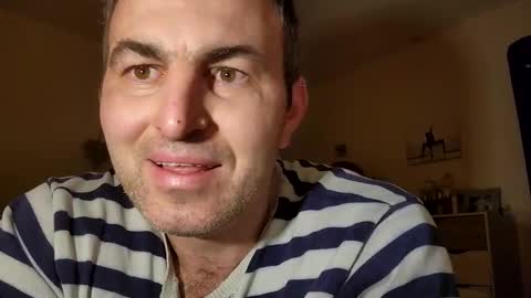 Snapshot of hakfin666 chatting on December 2025 05:35:01 AM hakfin666 online show from December 2025 05:35:01 AM