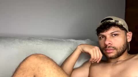 Independent       model  online show from February 2025 10:30:01 PM