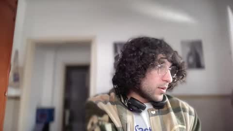 Snapshot of halfblood18 chatting on October 2025 03:03:02 PM halfblood18 online show from October 2025 03:03:02 PM