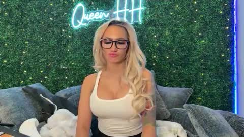 Halia Hill online show from February 2026 11:31:01 AM