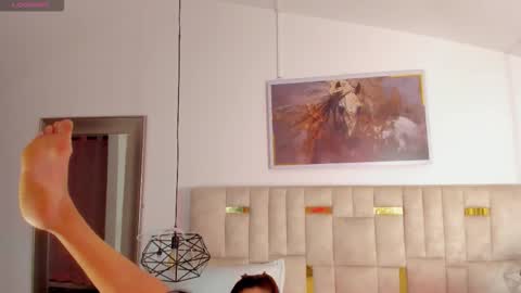 Halie  online show from November 2025 11:48:01 PM