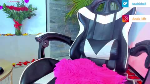 Snapshot of hall_anahiis chatting on February 2025 02:47:02 AM Anahis online show from February 2025 02:47:02 AM