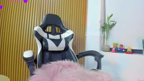 Snapshot of hall_anahiis chatting on March 2025 12:37:01 AM Anahis online show from March 2025 12:37:01 AM