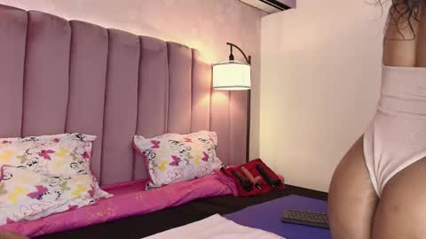  Hally Bans  online show from February 2026 07:00:02 PM