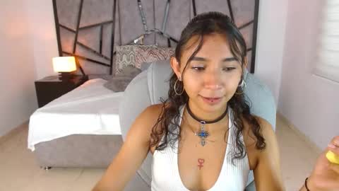 hamber_reyes online show from October 2025 12:58:01 PM