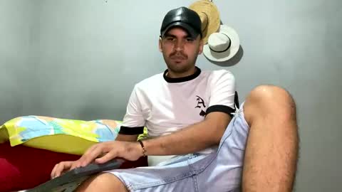 hamiltong12 online show from November 2025 04:24:02 AM