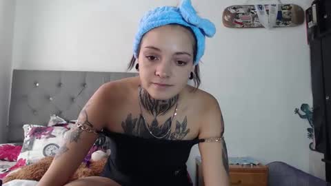 Hanya online show from December 2024 07:32:02 PM