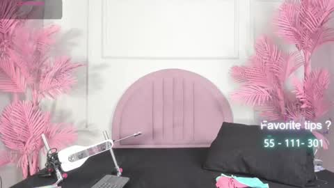 Snapshot of hanaahquinn chatting on January 2026 11:38:02 AM hanaahquinn online show from January 2026 11:38:02 AM