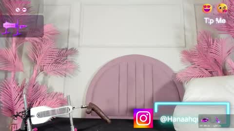 Snapshot of hanaahquinn chatting on February 2026 11:50:01 AM hanaahquinn online show from February 2026 11:50:01 AM