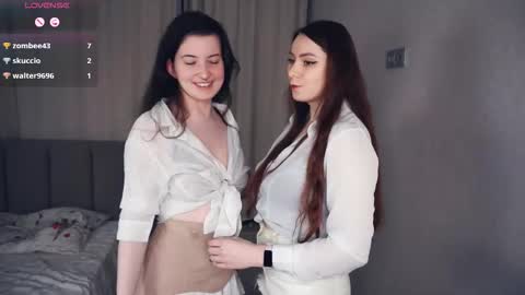  Blair and Ethel  online show from November 2025 06:34:01 AM